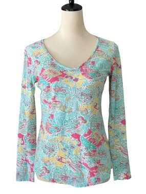 Lilly Pulitzer “In The Beginning” Printed V-Neck Long Sleeve Top – Size Medium